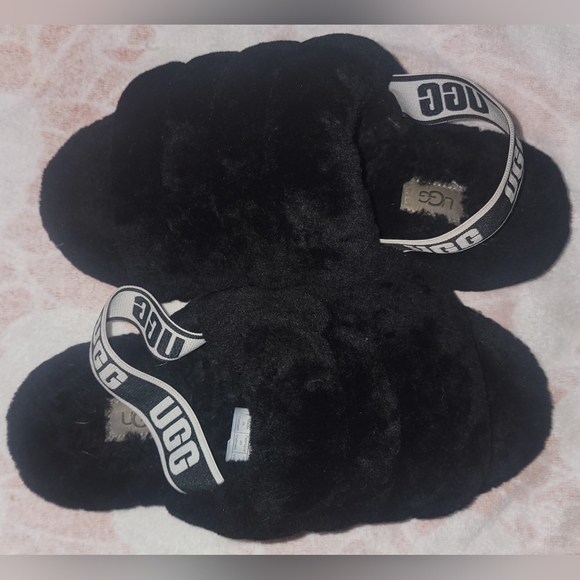 Ugg fussy  slides - Picture 3 of 5